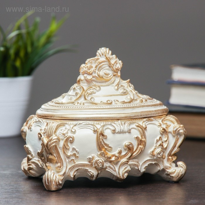 Шкатулка, слоновая кость/золото 15х12х14см Шкатулка, слоновая кость/золото 15х12х14см