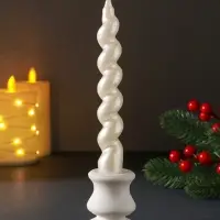 Свеча витая "LUXURY" 25*180 мм, лакированная, белая Свеча витая "LUXURY" 25*180 мм, лакированная, белая