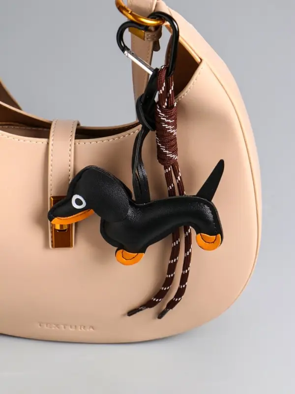 Брелок на карабине кожзам, текстиль  Брелок на карабине кожзам, текстиль "Такса" с узлом 25х13х1,5