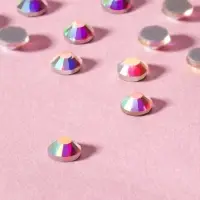 Стразы термоклеевые &laquo;Усечённый конус&raquo;, с голографией, стеклянные, SS16, d=3.5 мм, 100 шт.