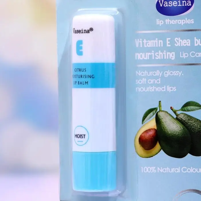 Вазелин для губ с авокадо Вазелин для губ с авокадо