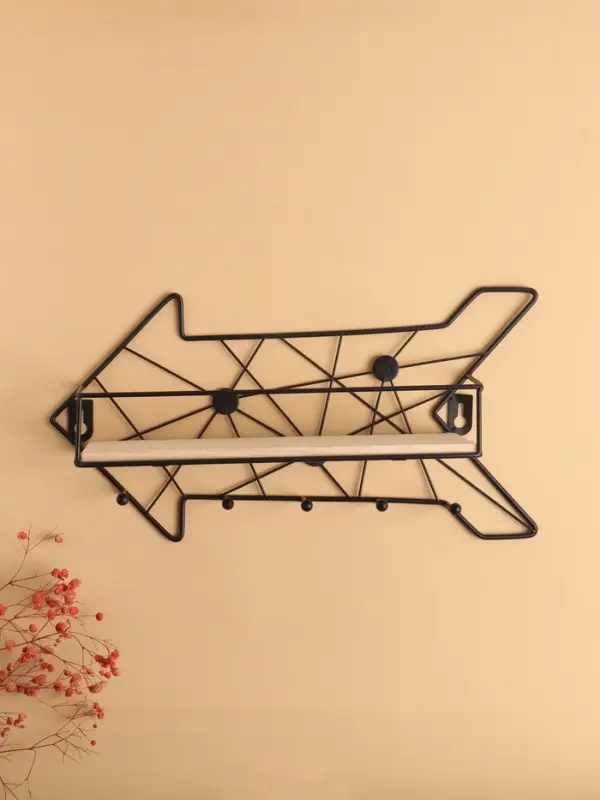 Вешалка настенная с полкой 26&times;9 см &laquo;Стрелка&raquo;, крючки декоративные, с подсветкой, 5 крючков, чёрная