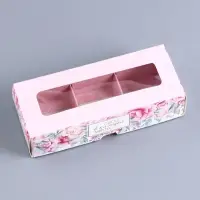 Коробка с обечайкой для 3 конфет, с окном «Презент», 13×5×3.3 см
