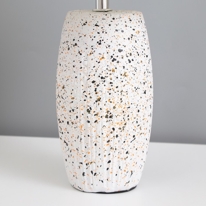 Лампа настольная Лампа настольная "Дандан" 1х40Вт Е14 белый 20х20х34см