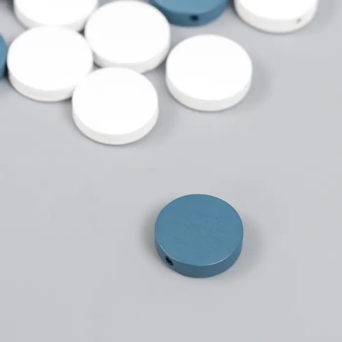 Бусины для творчества дерево "Плоский круг" набор 20 шт белый, серо-синий 0,4х1,5х1,5 см