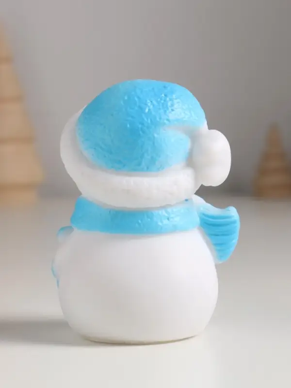 Фигурка светящаяся RISALUX «Снеговик в голубом» LED, 3хAG10 7,5х5,5х10 см