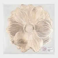 Набор салфеток для стола Доляна &laquo;Цветок&raquo;, 38&times;38 см, 4 шт., ПВХ, золотистый