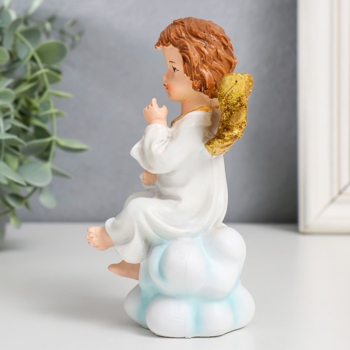 Сувенир полистоун Сувенир полистоун "Ангел в тоге на облаке, золотые крылья" МИКС 8х7х13,5 см