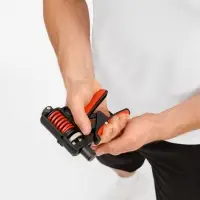 Эспандер кистевой пружинный Motive Power, черный с красным Эспандер кистевой пружинный Motive Power, черный с красным