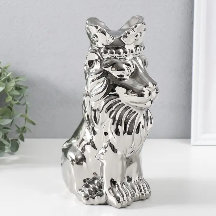 Фигурка керамика &laquo;Лев в короне&raquo;, серебро, 17&times;12&times;26 см