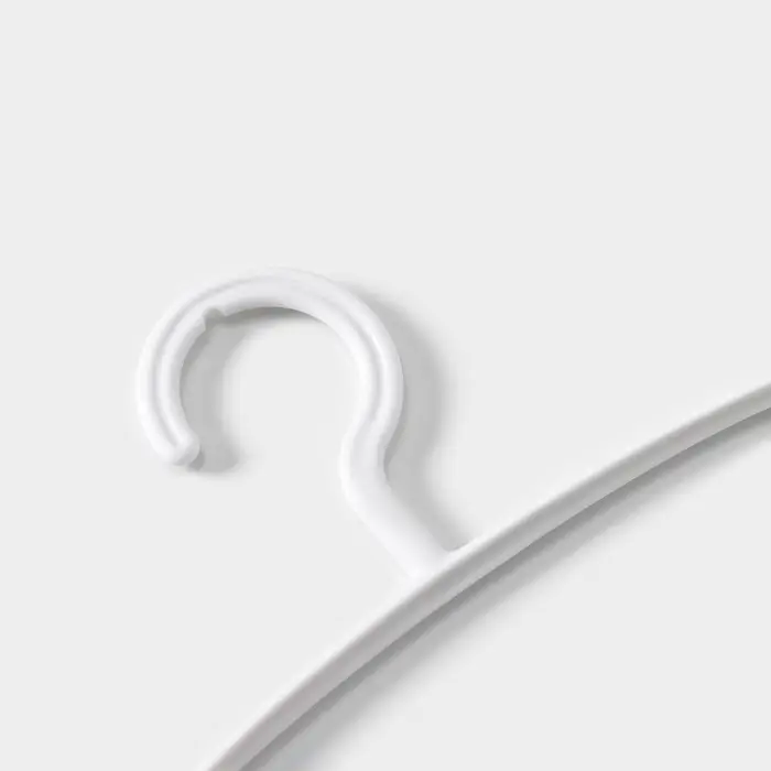 Плечики - вешалки для одежды Доляна, 40&times;19.5 см, 5 шт., широкие плечики, антискользящая накладка, белые