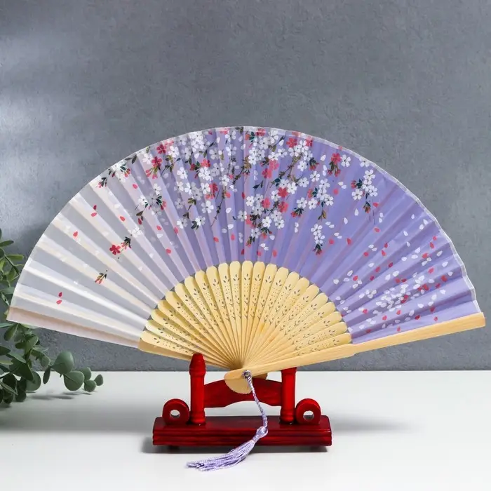 Веер дерево, текстиль h=21 см Веер дерево, текстиль h=21 см "Лепестки" сиреневый, с кисточкой