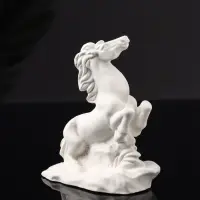 Фигура "Конь на дыбах" 10 см