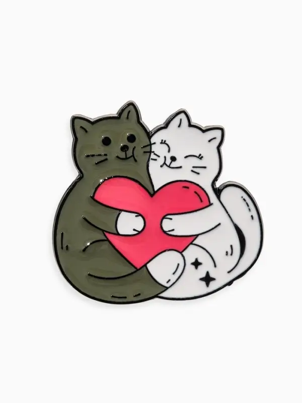 Значок &laquo;Котики&raquo;, влюблённые, цветной в чёрном металле