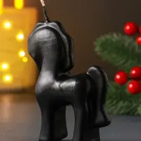 Свеча Символ Года " Лошадка средняя", 10*2,5*9, черная Свеча Символ Года " Лошадка средняя", 10*2,5*9, черная