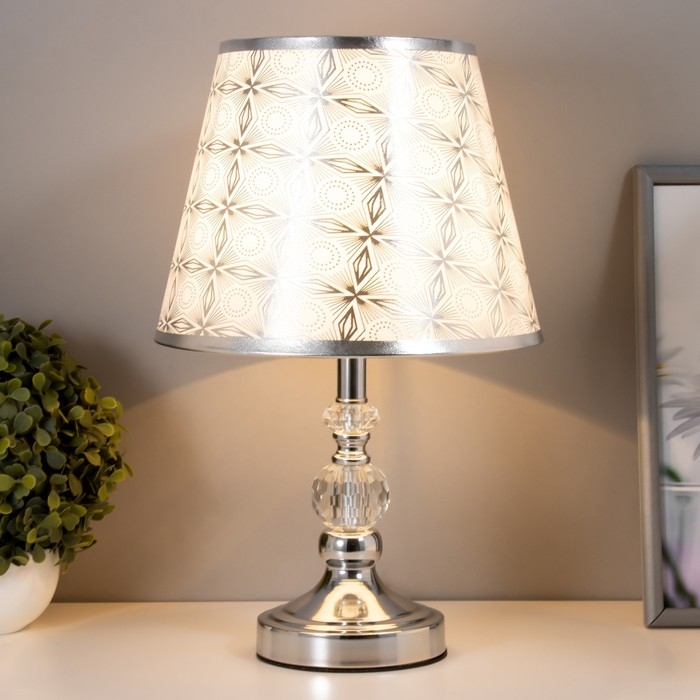 Настольная лампа Доротея E27 40Вт хром 25х25х40 см RISALUX