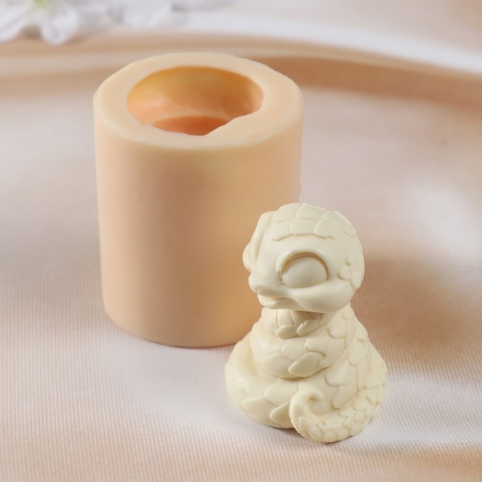 Молд силиконовый Молд силиконовый "Змея №8" 6,5х5х5,5 см