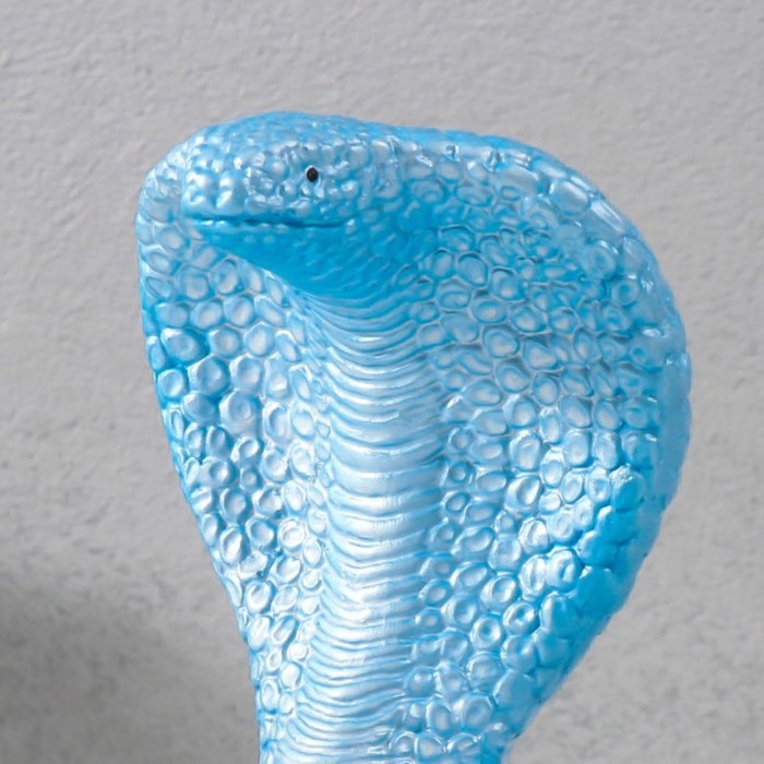 Копилка Копилка"КОБРА НА СУНДУКЕ "  20 х 17 х 12 см.