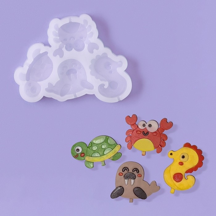 Силиконовый молд для леденцов и шоколада «Морской мир», 9,8×7,5×1 см, цвет прозрачный Силиконовый молд для леденцов и шоколада «Морской мир», 9,8×7,5×1 см, цвет прозрачный