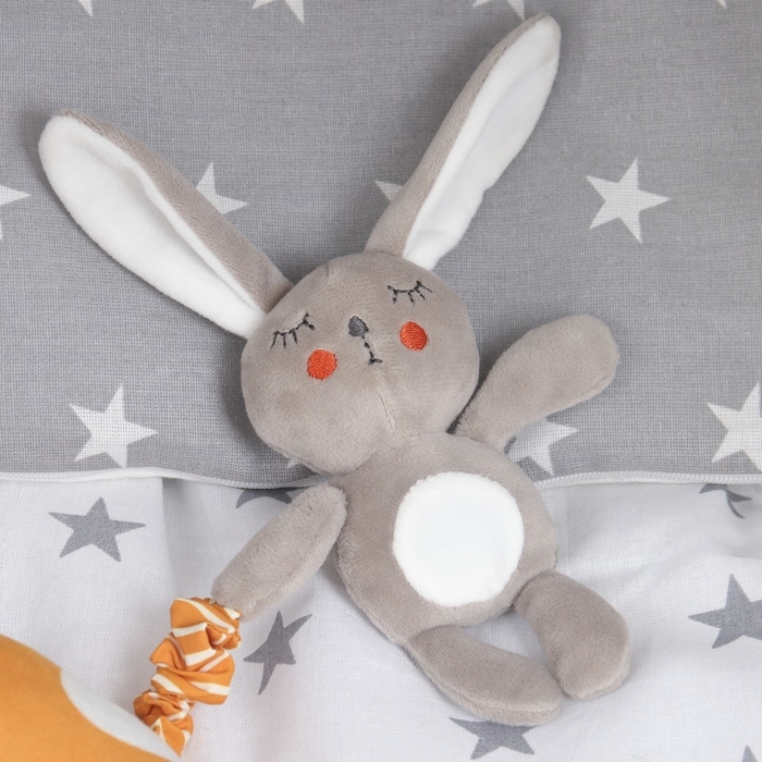 Подвеска музыкальная «Зайка Бонни», с пищалкой, на кроватку, коляску, Крошка Я Подвеска музыкальная «Зайка Бонни», с пищалкой, на кроватку, коляску, Крошка Я