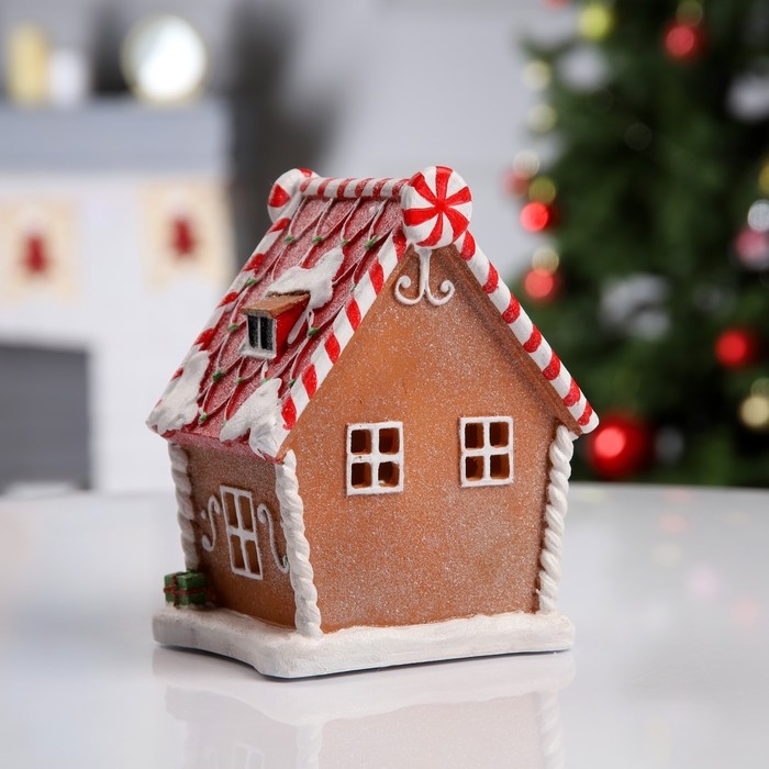 Светодиодная фигура «Пряничный домик» 18 × 12 × 10 см, полистоун, батарейки АААх2 (не в комплекте), свечение тёплое белое