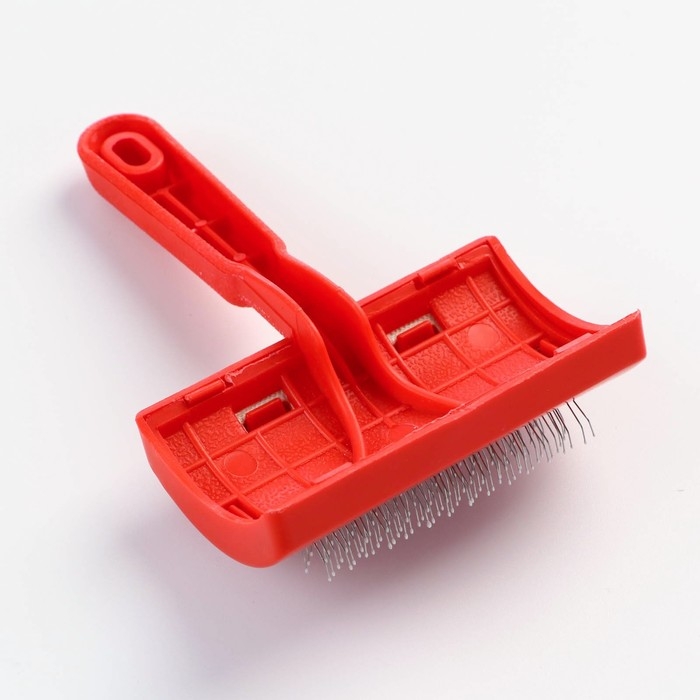 Пуходерка полукруглая малая с каплями, 8,5 х 13 см, красная Пуходерка полукруглая малая с каплями, 8,5 х 13 см, красная