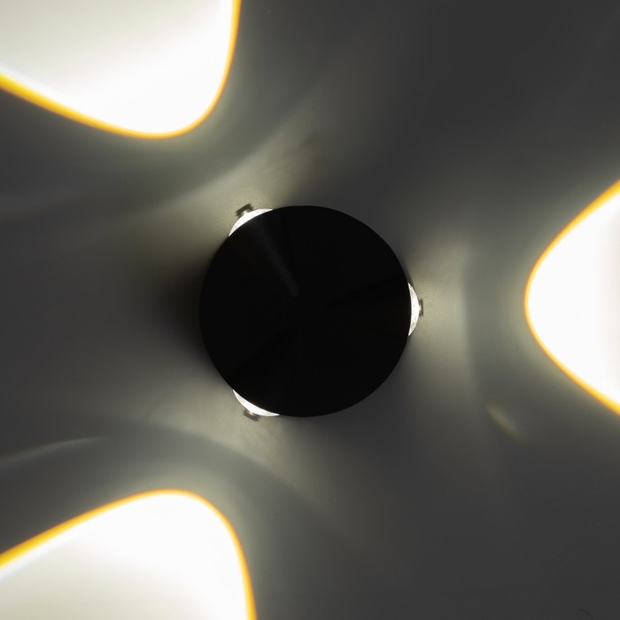 Светильник Светильник "Снек" 3хLED 3Вт 4000К IP66 черный 9,3х4,5х9,3 см