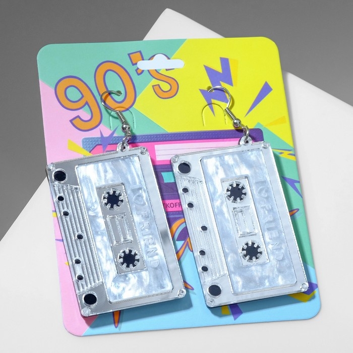 Серьги акрил &laquo;Кассета&raquo; надпись, цвет серебро