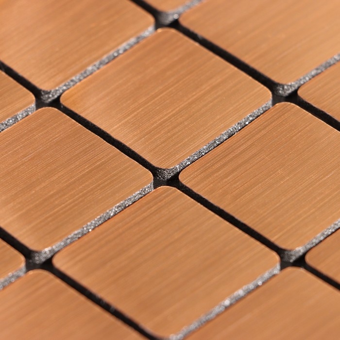 Панель самоклеящаяся 30*30см мягкая, клетка медь