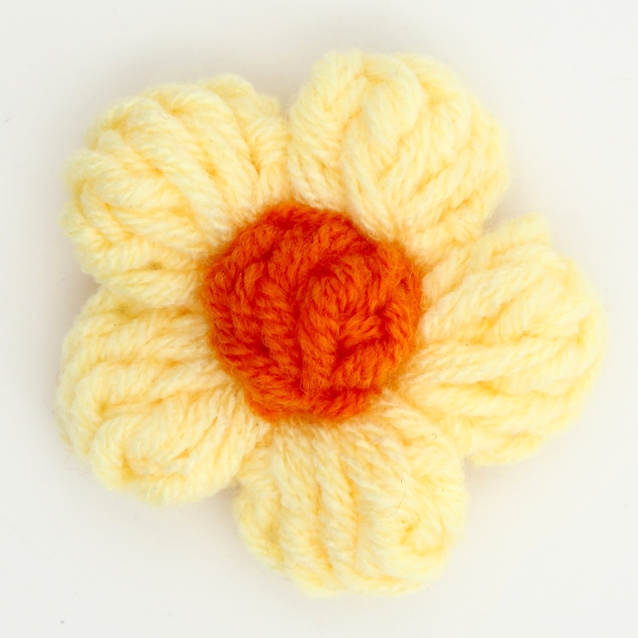 Цветок вязаный, набор 10 шт., размер 1 шт., 4 × 1,5 см, цвет жёлтый Цветок вязаный, набор 10 шт., размер 1 шт., 4 × 1,5 см, цвет жёлтый
