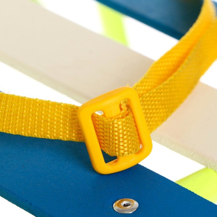 Санки кукольные с толкателем, цвет лимонный Санки кукольные с толкателем, цвет лимонный