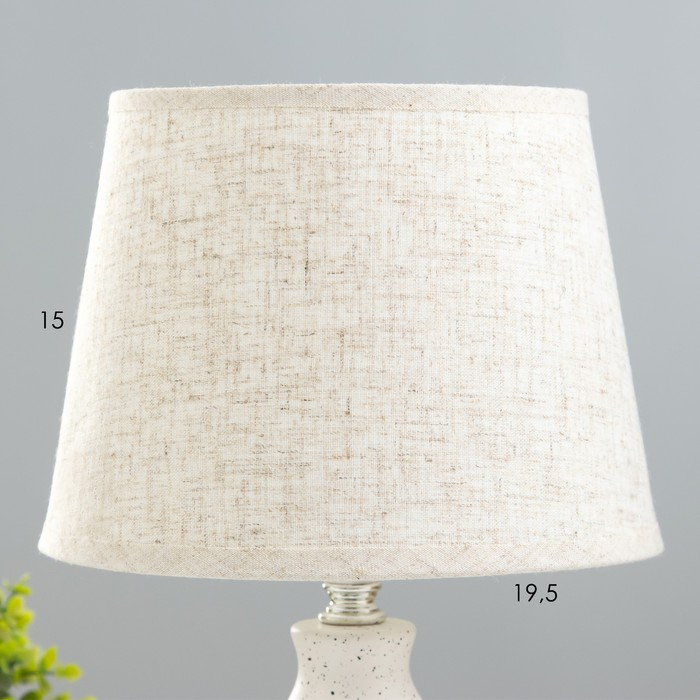 Настольная лампа 16812/1 E14 40Вт белый h.31см RISALUX