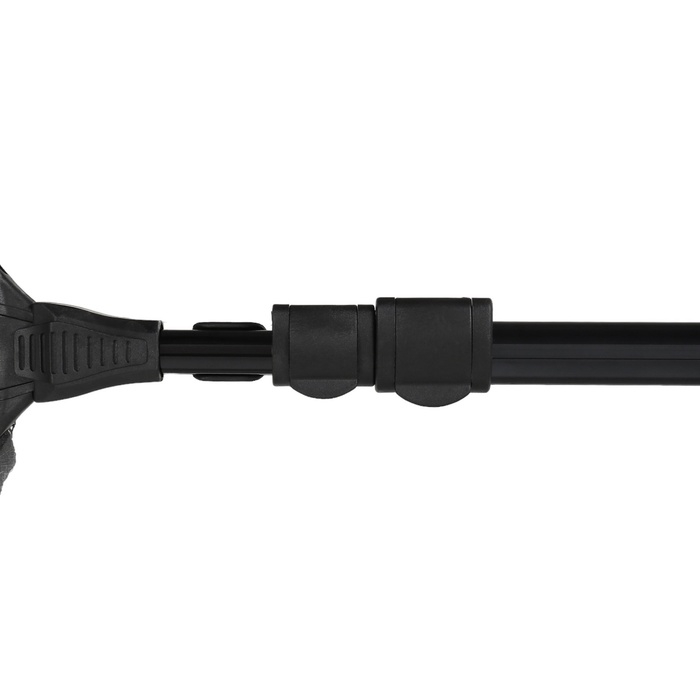 Подсачник складной телескопический П-28, усиленный, 205 см, треугольный обод 50 см, черный Подсачник складной телескопический П-28, усиленный, 205 см, треугольный обод 50 см, черный