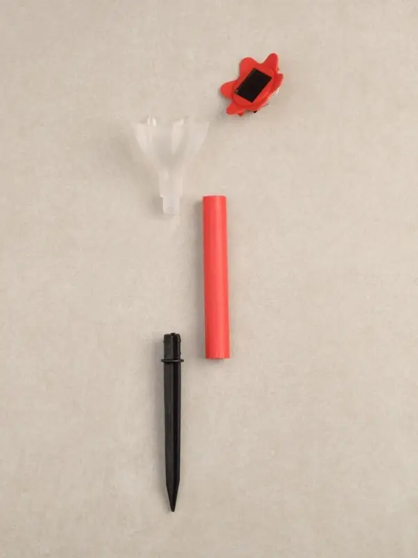 Садовый светильник &laquo;Цветок красный&raquo;, уличный, на солнечной батарее, 6&times;29&times;6 см, 1 LED, свечение белое