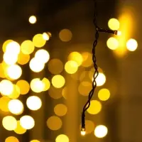 Гирлянда &laquo;Бахрома&raquo; 25&times;0.7 м, IP44, УМС, тёмная нить, 450 LED, свечение тёплое белое, 220 В