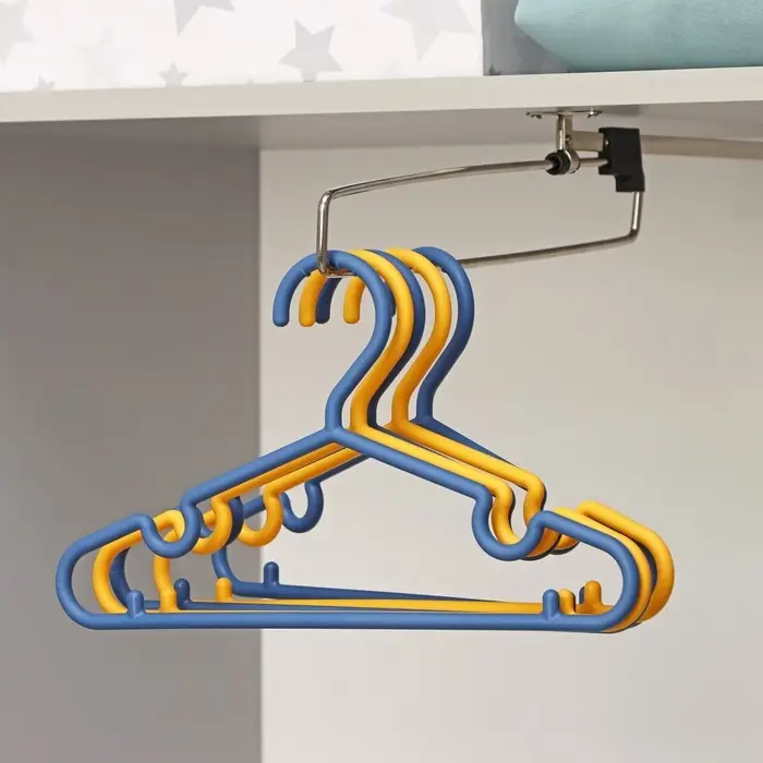 Плечики для одежды Доляна «Настроение», 29,5×17,5 см, цвет МИКС Плечики для одежды Доляна «Настроение», 29,5×17,5 см, цвет МИКС