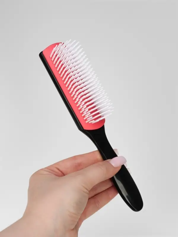 Расчёска массажная, 4.5&times;19(&plusmn;1) см, чёрная, розовая