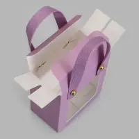 Коробка - пакет с ручками подарочная, 10&times;8.5&times;5 см, фиолетовая