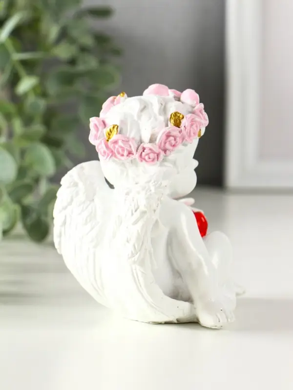 Сувенир полистоун свет Сувенир полистоун свет "Ангел - воздушный поцелуй в форме сердца" белый 6,8х6х7,3 см