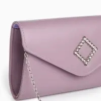 Сумка-клатч женская вечерняя на магните, на длинной цепочке, с декоративным элементом, однотонная, фиолетовая