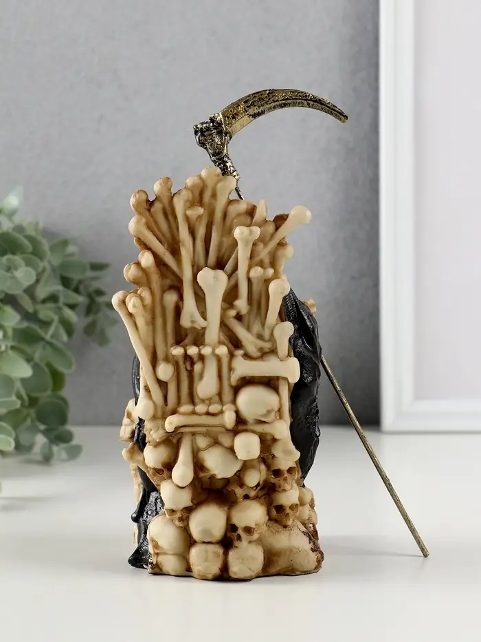 Сувенир полистоун "Скелет на троне с косой" 9х9х16,7 см Сувенир полистоун "Скелет на троне с косой" 9х9х16,7 см