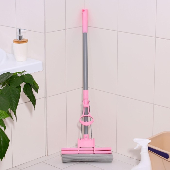 Швабра для мытья пола PVA с телескопической ручкой Raccoon, с двойным роликом, 27×78,2(120) см Швабра для мытья пола PVA с телескопической ручкой Raccoon, с двойным роликом, 27×78,2(120) см