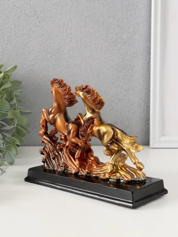 Сувенир полистоун Сувенир полистоун "Лошади скачут по волнам" под бронзу 17,5х6,5х13 см