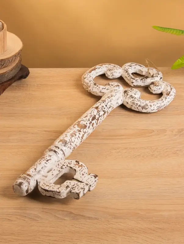 Сувенир «Ключ от счастья», 55×4×22 см, дерево Сувенир «Ключ от счастья», 55×4×22 см, дерево