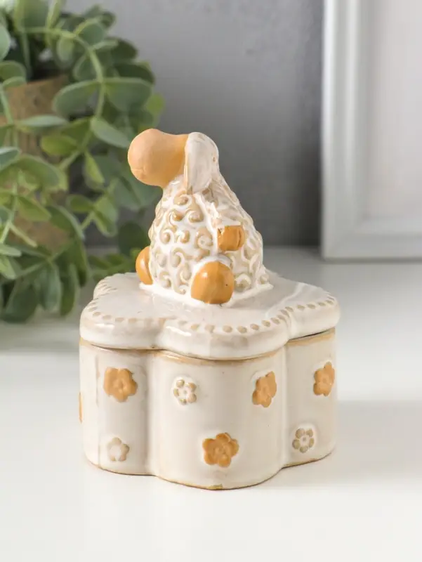 Шкатулка керамика "Кудряш бараш" беж 7,9х7,9х9,5 см