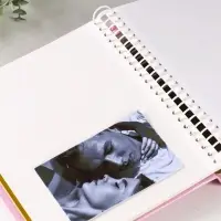 Фотоальбом 30 магнитных листов 23X28см, "Цветок и бабочки", пер-т внутр.спираль Фотоальбом 30 магнитных листов 23X28см, "Цветок и бабочки", пер-т внутр.спираль