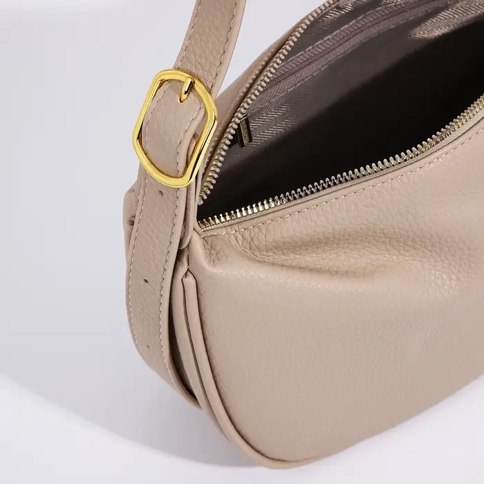 Сумка женская багет на молнии, 29&times;8&times;16 см, бежевая