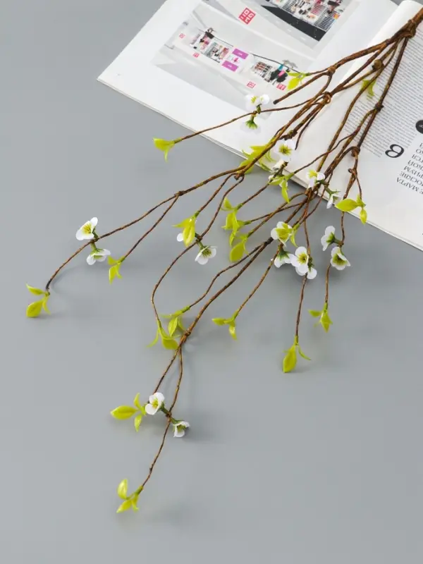 Цветы искусственные «Раняя вишня», h=65 см, белые Цветы искусственные «Раняя вишня», h=65 см, белые