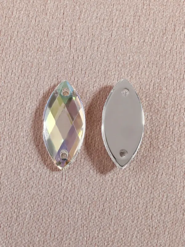 Стразы пришивные &laquo;Лепесток&raquo;, лодочка, из органического стекла, с голографией, 7&times;15 мм, 50 шт.