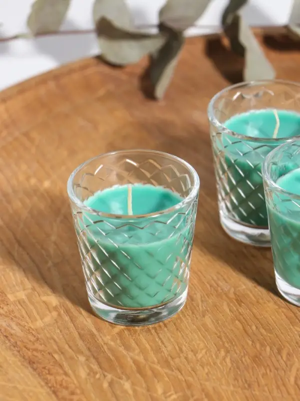 Ароматическая свеча в стакане, набор 3 шт., по 50 мл, 10 ч, 32 г, хвойная иголка